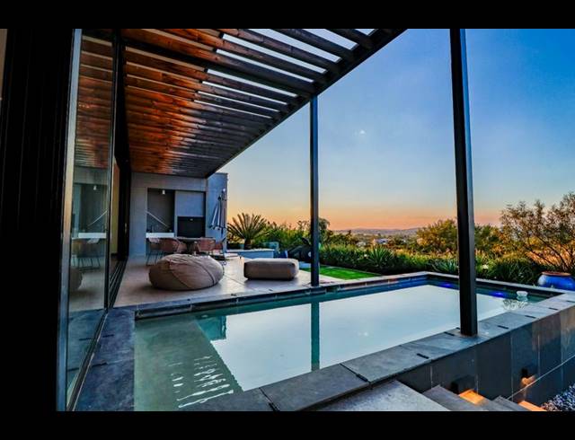 4 BEDROOM HOUSE FOR SALE IN COPPERLEAF ESTATE